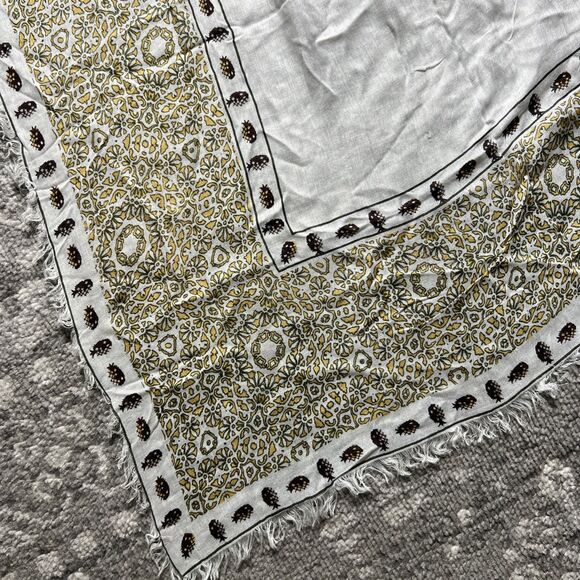 Ann Taylor Extra Large Scarf Pareo Wrap Sarong Shawl 53"x53" Pineapple Fringe - Picture 2 of 6